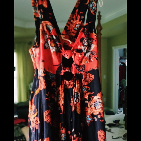 Free People Dresses & Skirts - free people flow dress!